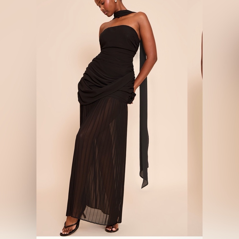PrettyLittleThing Black One Shoulder Dress